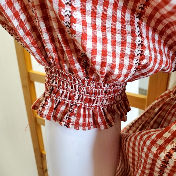 MAX STUDIO Red Smoking Gingham Peplum Off shoulder blouse 3/4 sleeves Size S/M - Picture 4 of 13